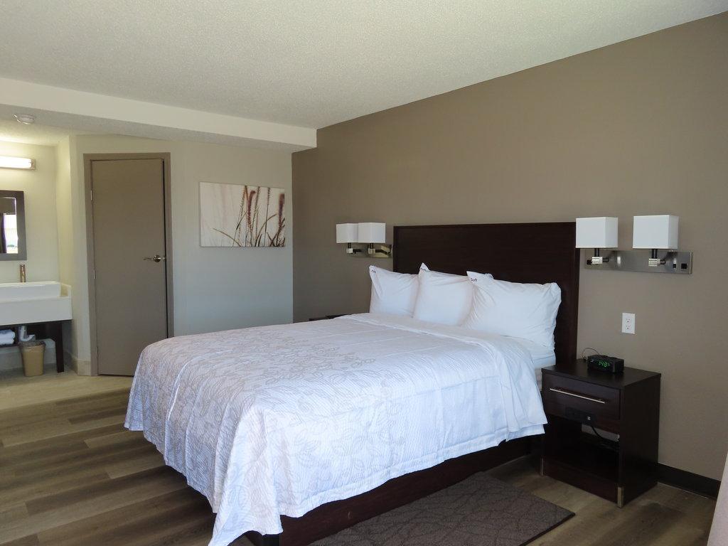 Red Roof Plus+ & Suites Erie Exterior foto