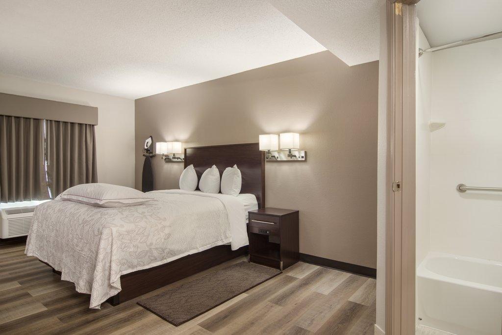 Red Roof Plus+ & Suites Erie Exterior foto