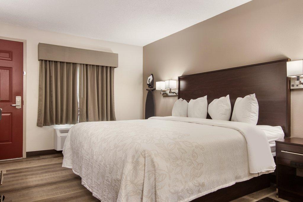 Red Roof Plus+ & Suites Erie Exterior foto